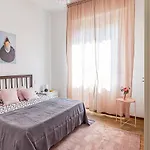 Panorama - Parking - Family&groups - Self Ck-in & Access Côme