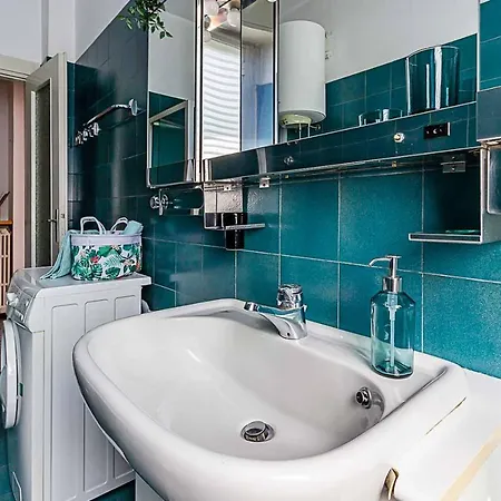 Panorama - Parking - Family&groups - Self Ck-in & Access * Como