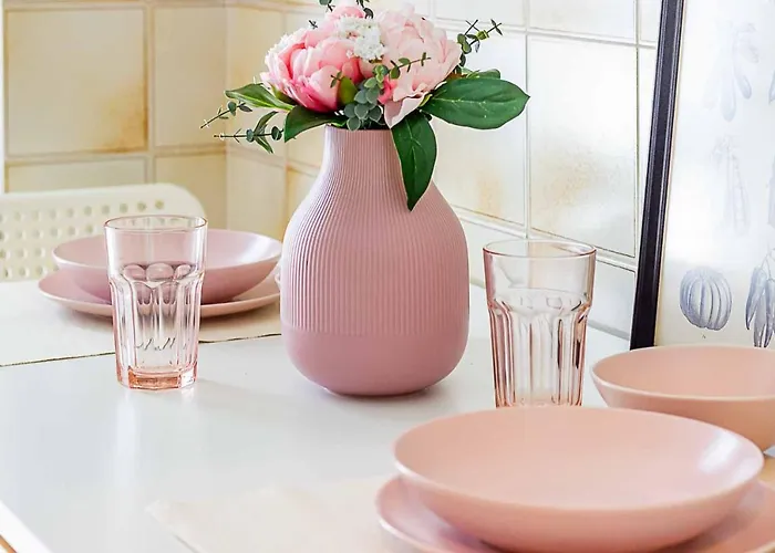 Panorama - Parking - Family&groups - Self Ck-in & Access コモ