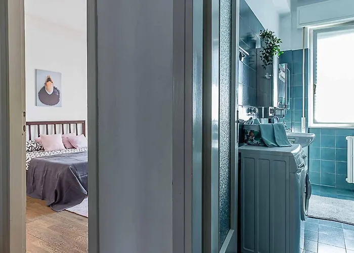 Panorama - Parking - Family&groups - Self Ck-in & Access コモ