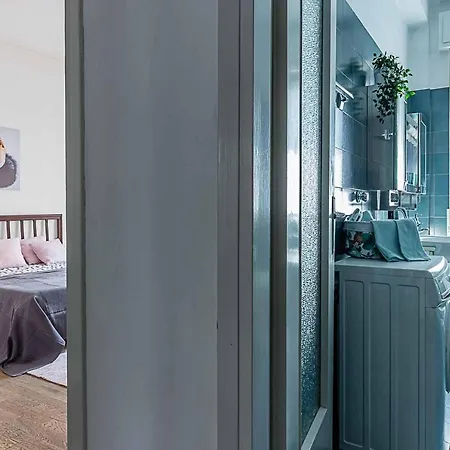 Panorama - Parking - Family&groups - Self Ck-in & Access コモ